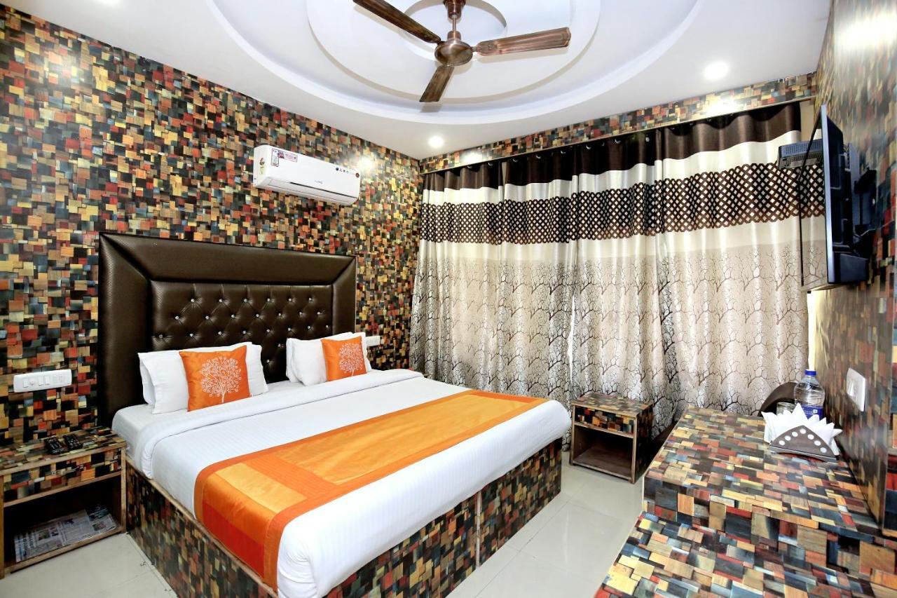 Oyo 8622 Hotel Grand Inn Chandīgarh Exterior foto